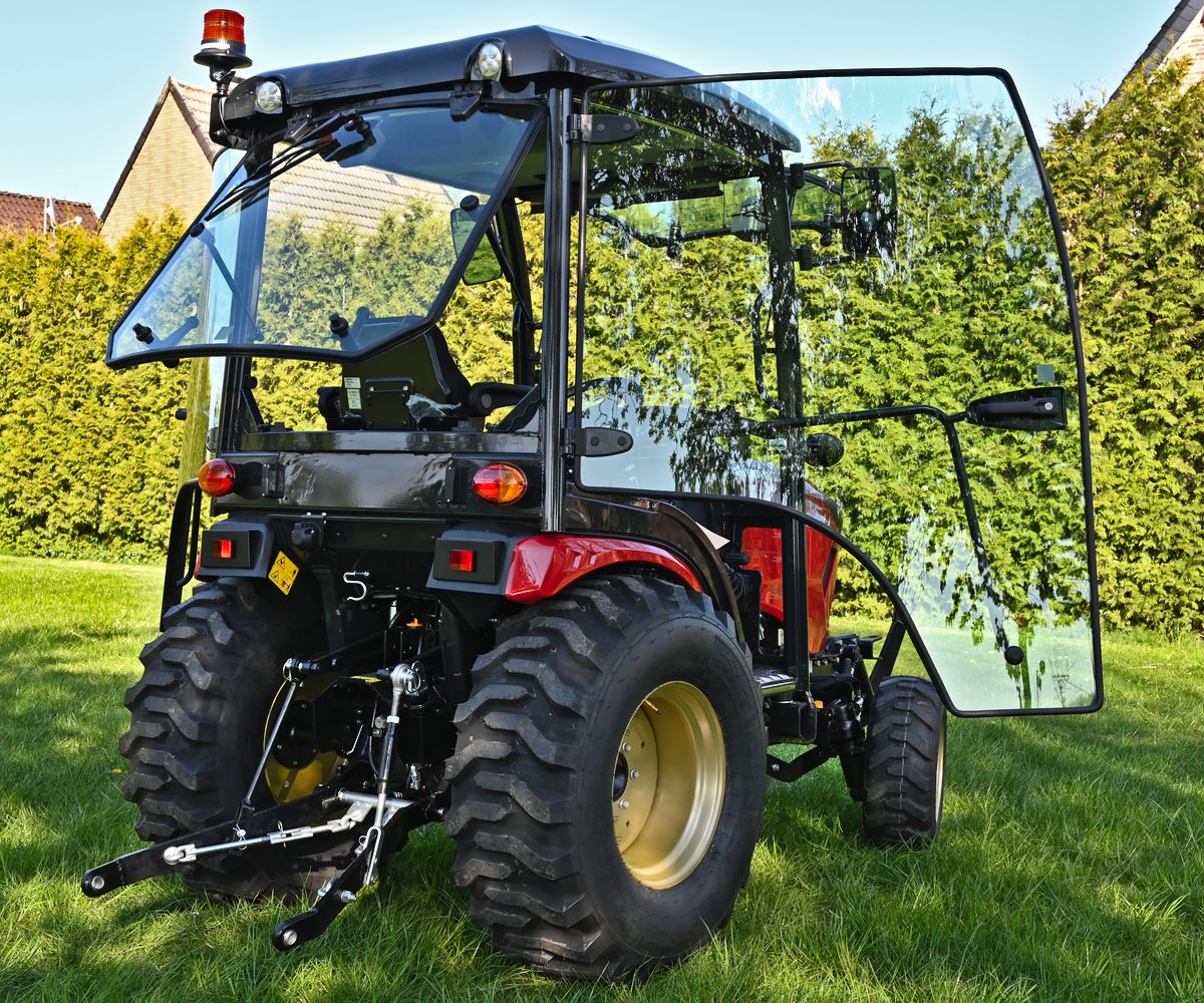 Kommunaltraktor Yanmar SA424V-Q Kommunaltraktor Yanmar SA424V-Q