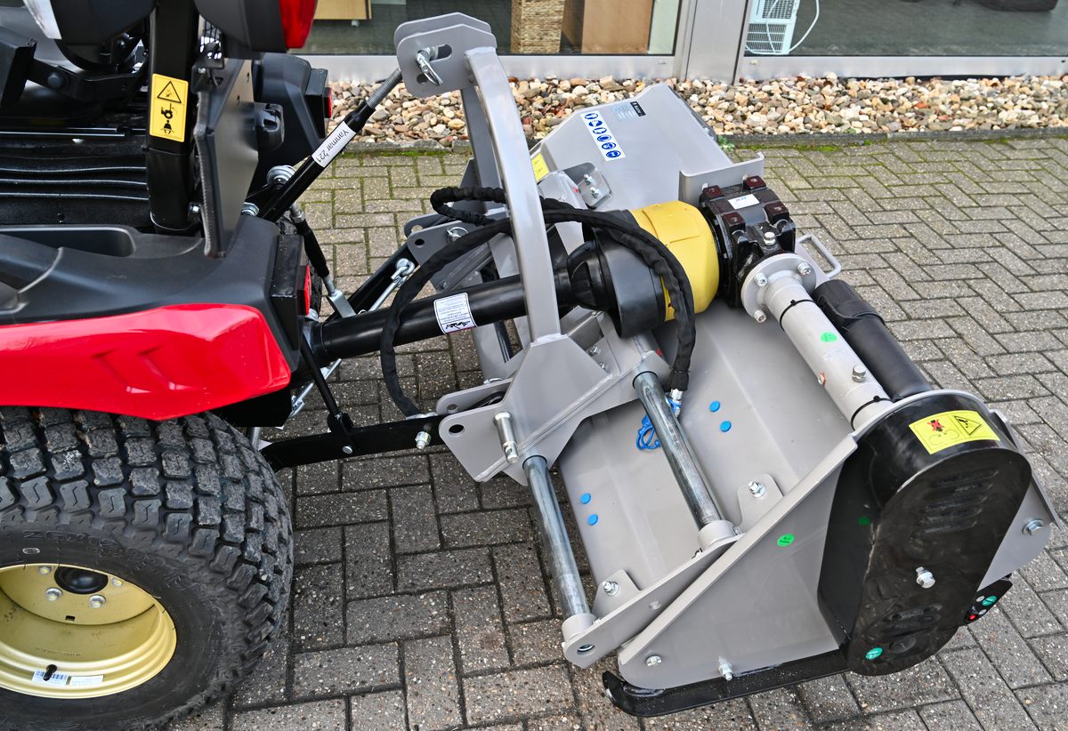 Schlegelmulcher Jansen EFGCH-155 mit hydraulischer Seitenverschiebung