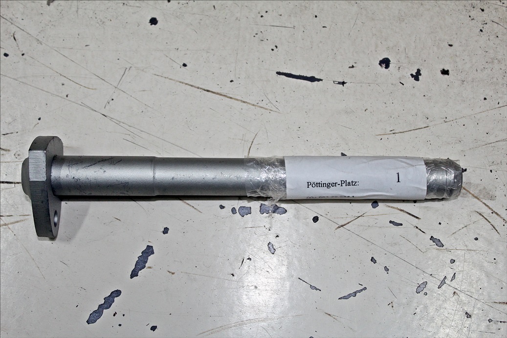 Pöttinger 983260350 Stellbolzen sz.