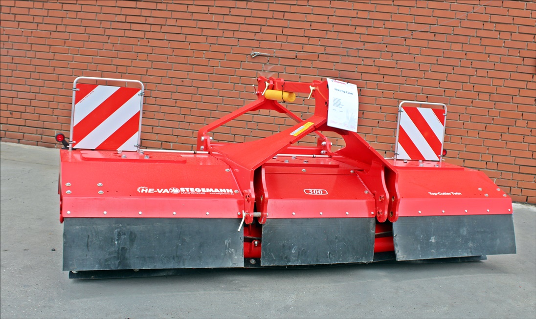 He-Va Stoppelwalze Top Cutter Twin mit Doppelrotor