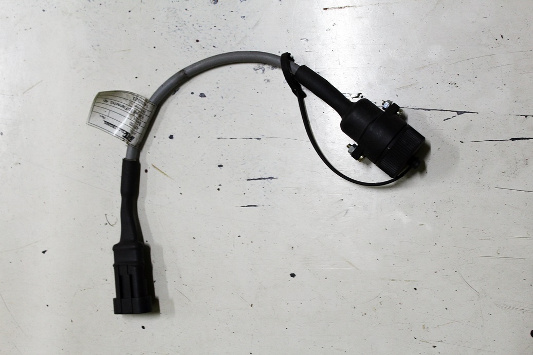 Pöttinger 431A7800 Adapterkabel
von superseal auf 4-polig