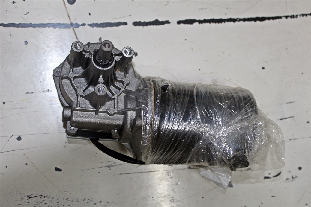 Pöttinger 487493 Getriebemotor Bindeeinrichtung